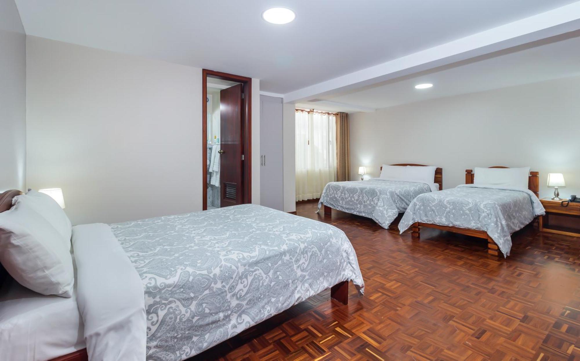 Hotel La Cartuja กีโต ภายนอก รูปภาพ