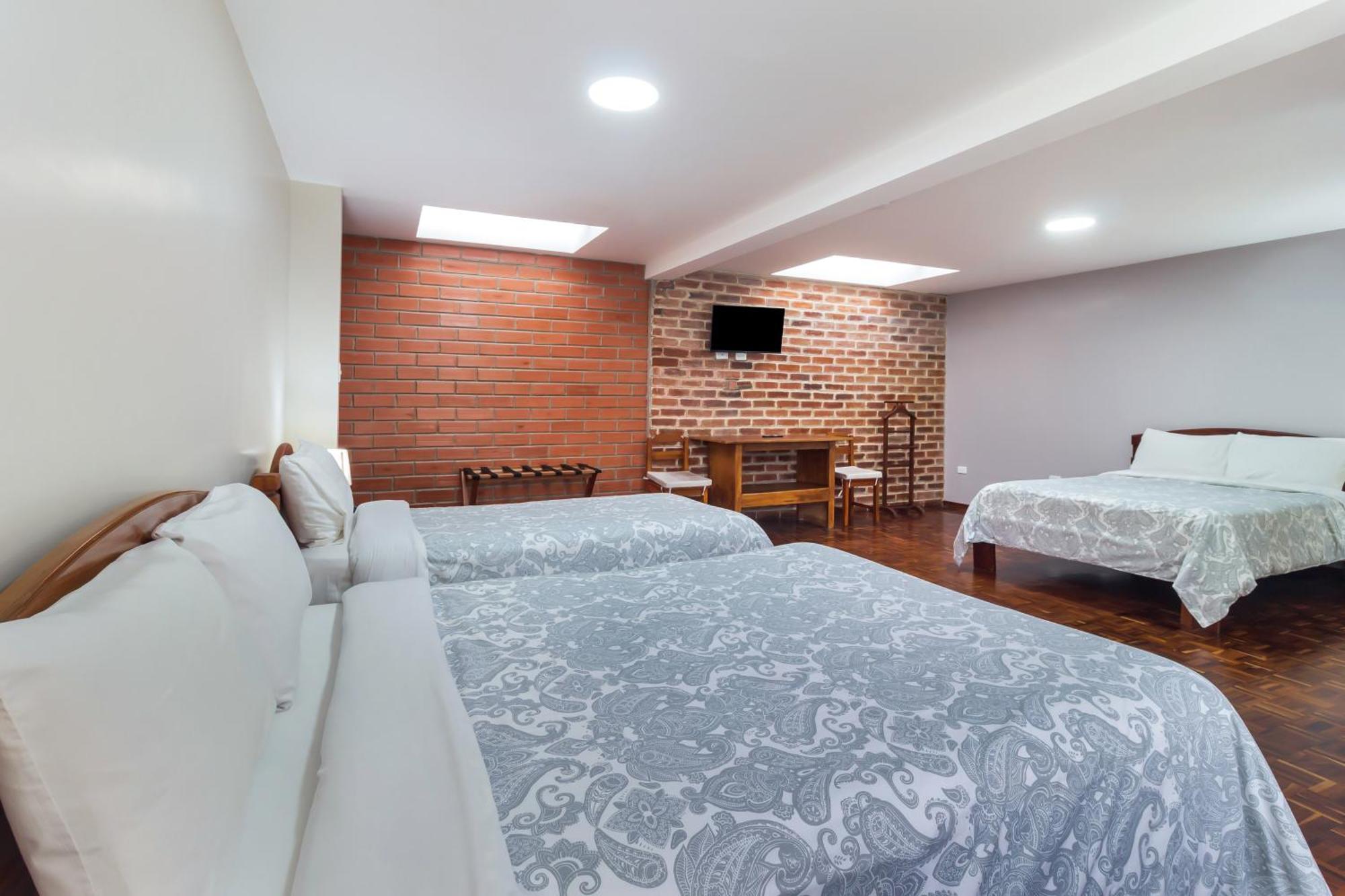 Hotel La Cartuja กีโต ภายนอก รูปภาพ