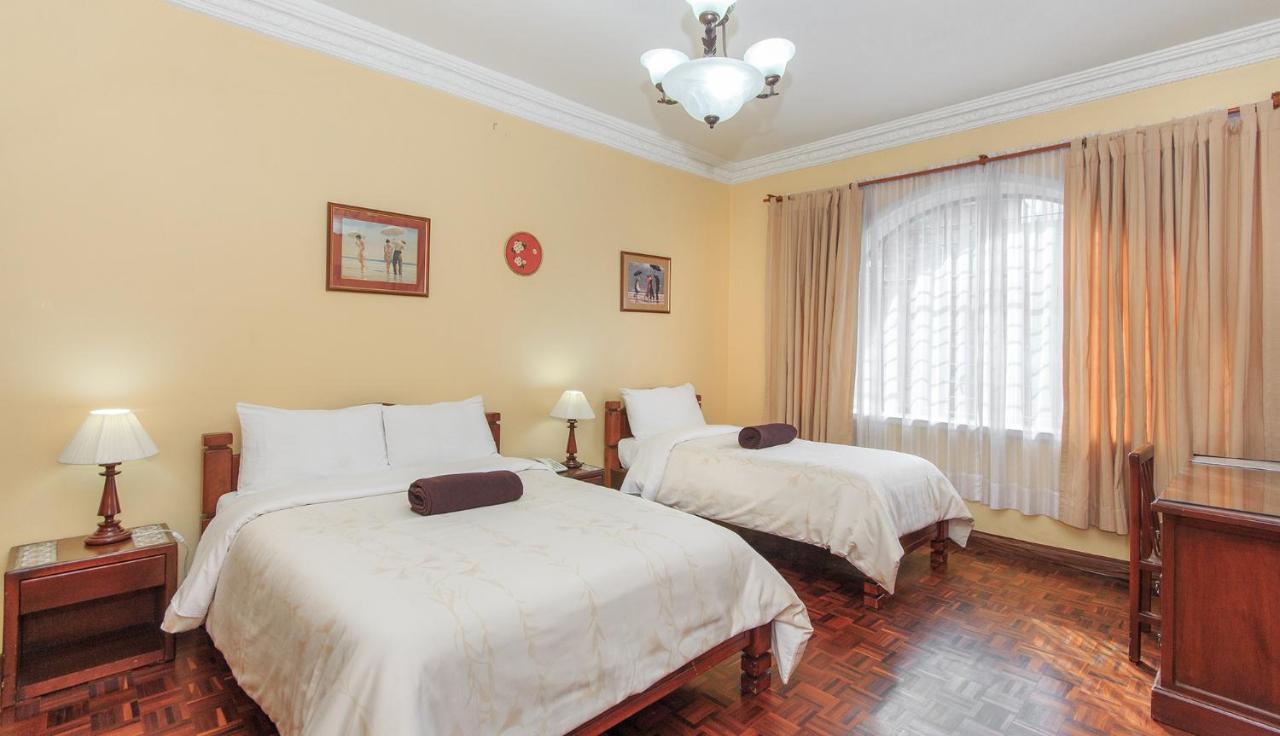 Hotel La Cartuja กีโต ภายนอก รูปภาพ